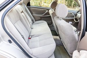 รถโตโยต้าแคมรี่ LE ปี 2001 มือสอง สภาพดี ราคาคุ้มค่า - Product Image 4