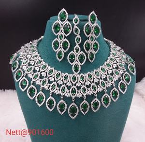 Elegante conjunto de collar y aretes AD para mujer, perfecto para fiestas de novia y celebraciones festivas - Product Image 3