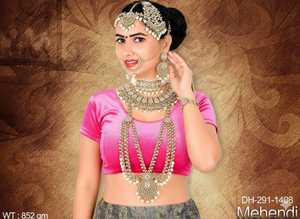 Conjunto nupcial de joyería antigua 852gm Diseño tradicional Conjunto de collar y pendientes pesados para bodas Ceremonias y ocasiones especiales - Product Image 2