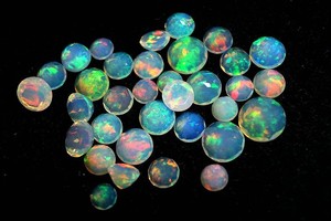 Superbe pierre précieuse d'opale éthiopienne personnaliser la taille forme ronde arc-en-ciel flashy gemmes d'opale éthiopienne à facettes cadeau de pierre d'opale pour elle - Product Image 3