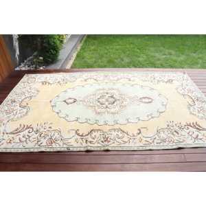 Tapis vintage 5,2 x 9 pieds, tapis persan turc en laine jaune - Product Image 3