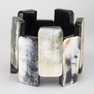 Brazalete Artesanal de Cuerno de Búfalo Natural Pulido, Pulsera Étnica para Mujer, Joyería de Moda, Regalo Sostenible - Product Image 3