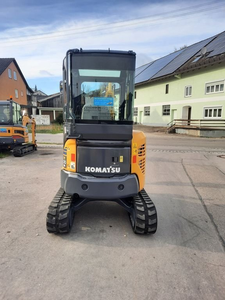 Miniexcavadora Komatsu PC 20+3 de 2 toneladas, la más vendida, con 3 circuitos de control auxiliar para martillo y cazo tipo clamshell, 2.3 toneladas - Product Image 3