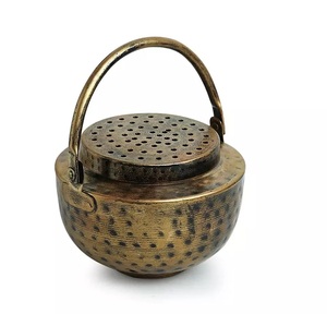 Nouvelle plaque de support de brûleur de bâtons d'encens en métal de forme ronde pour le bureau et le porte-parfum à la maison pour la décoration de bureau à domicile d'hôtel - Product Image 3