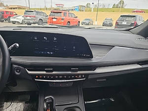 Cadillac XT4 Sport 2024 Usado, Estándar de Fábrica - Product Image 2