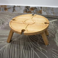 Table Camping en plein air Caractéristique Bon prix le plus bas Léger Pliable Mini ronde extérieure en caoutchouc Table de pique-nique en bois avec verre à vin