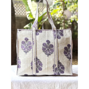 Sac fourre-tout matelassé avec fermeture à glissière Sac fourre-tout matelassé de luxe avec fermeture à glissière Sac fourre-tout matelassé moderne avec fermeture à glissière - Product Image 3