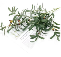 Groothandel Kunstmatige Olijfbladeren Groenblad Zijde Eucalyptus voor Bruiloft Hangende Achtergronddecoratie Hotel Achtergrond