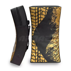 Bouclier de coup de pied de boxe absorbant les chocs avec poignée antidérapante Bouclier de coup de pied de boxe pour les séances d'entraînement pour enfants et adultes - Product Image 1
