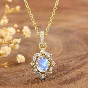 Collier pendentif pierre de lune arc-en-ciel blanc bijoux de pierres précieuses minimalistes élégant collier de pierre de lune cadeau pour les femmes anniversaire - Product Image 1