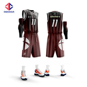 Production rapide OEM maillot de basket-ball à sublimation personnalisé uniforme de sport en polyester léger et respirant pour équipes d'adultes - Product Image 1