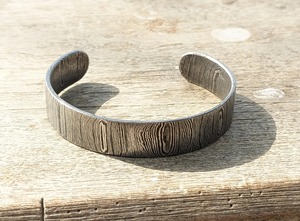 Pulsera de acero de Damasco hecha a mano pulsera de patrón precioso forjada a mano para hombres y mujeres - Product Image 4