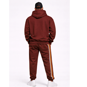 Conjunto deportivo personalizado para hombre, ajuste slim fit, parte superior e inferior, tejido transpirable y suave, ideal para gimnasio, fitness, correr o moda casual. - Product Image 2