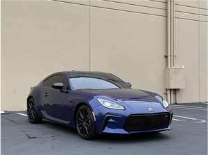 GR86 2023 Premium Eléctrico Automático Convertible con Interior Oscuro y Cámara Trasera en Venta - Product Image 6