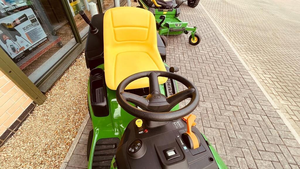 Cortadora de Césped John Deere X350R/X147R Económica, de Gasolina, de Alta Calidad, con 3 Años de Garantía, para el Cuidado de Céspedes Grandes - Product Image 4