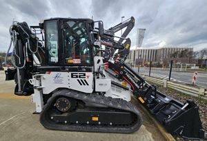 รถตักล้อยาง Hidromek HMK 62T กำลังสูง ขายพร้อมเครื่องยนต์เทอร์โบดีเซล 70 แรงม้า ระบบไฮดรอลิก บุ้งกี๋ขนาด 0.6 ลูกบาศก์เมตร ใช้งานน้อย - Product Image 4