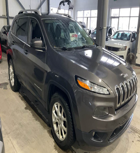 Jeep Cherokee 4WD 4dr North USADO del 2015 - Product Image 1