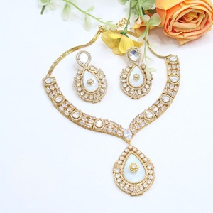Elegant Premium Quality <b>Gold</b> Plated Stones Look Necklace <b>Set</b> With <b>Earrings</b> Wedding Wear jewelry Collection For Women - Product Image 1