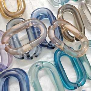 Cadena Decorativa de Resina Transparente y Ecológica para Colgar en la Pared, Separador de Ambientes Estilo Ángel, Disponible en Todos los Colores - Product Image 1