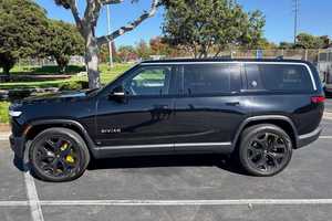 Voiture électrique Rivian R1S Adventure Edition 2023, sièges en cuir de luxe, boîte manuelle/automatique, conduite à gauche/droite, transmission intégrale, batterie au lithium R17 - Product Image 3