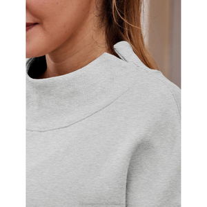 Logo personnalisé pour femmes en coton doux brodé col montant Streetwear Pull polaire surdimensionné Pull femmes col montant Sweat - Product Image 3