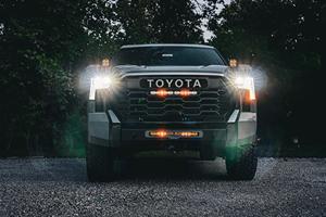 Qualité Vérifiée 2024 Toyota Tundra Platinum Crewmax 4x4 TRD Package Style Overland - Product Image 3