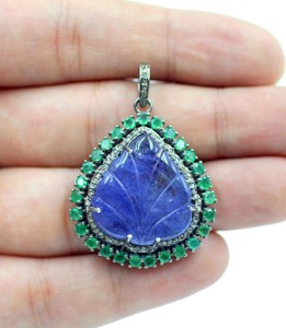 Pendentif en argent sterling 925 avec tanzanite naturelle, motif feuille sculptée lisse, serti clos, bijou romantique et tendance, idéal comme cadeau - Product Image 4
