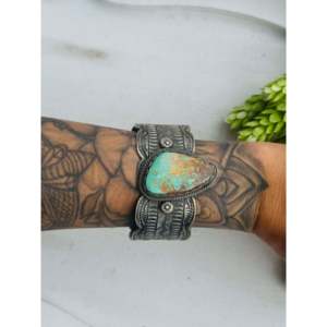 ทิลลี่ จอห์น รอยสตัน กำไลข้อมือแฟชั่น สีเทอร์ควอยซ์และเงินสเตอร์ลิง เครื่องประดับที่หรูหราและมีสไตล์ - Product Image 2