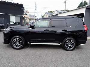 Toyota Land Cruiser Prado 2020 Usado en Excelentes Condiciones - Product Image 2