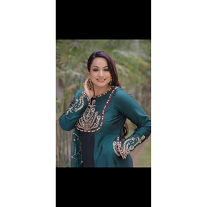 Vestido Elegante Verde Estilo A, Hecho a Mano, con Diseño Moderno de Vestido de Gala, Cintura Imperio, Tallas XS-XL, para Fiestas y Eventos Formales - Product Image 5