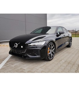 Volvo V60 2024 d'occasion en excellent état - Product Image 1