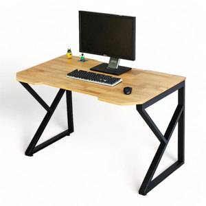 Escritorio para PC Gaming de 120x70cm de madera de caucho con patas de hierro en forma de K, requiere montaje GD68070 - Product Image 1