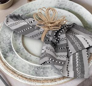 Anneaux de serviette ronds en acier allié et jute, décoration de table rustique pour fêtes, dîners, réunions de famille, et utilisation quotidienne décorative - Product Image 1