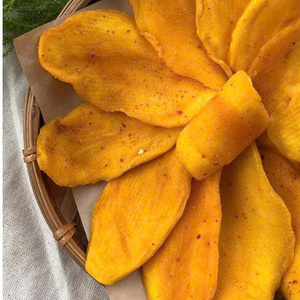 OEM exotique tropical Mangue séchée tendre Chili Snack Fruit sucré épicé Fournisseur d'exportation du Vietnam - Product Image 1