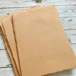 Papier de chiffon de coton Khadi brun clair A4 20X30 cm 200gsm 100% feuilles de coton - Product Image 1