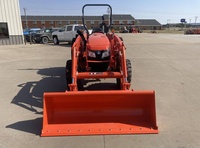 Tractor utilitario compacto Kubota MX6000HST 4WD con transmisión hidrostática y opción de cargador frontal para agricultura y paisajismo