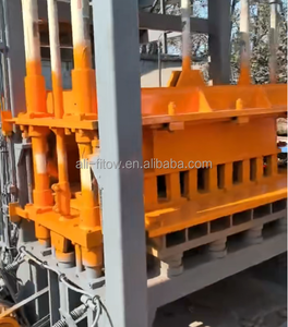 Presse hydraulique automatique de haute technologie pour la fabrication de blocs creux et de pavés - Product Image 3