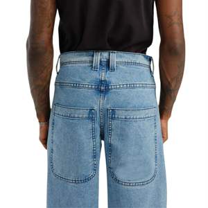 Crown Cannon Jeans à jambes larges Lavage antique 26 ouverture inférieure avec broderie du logo de la couronne et rivets personnalisés - Product Image 6