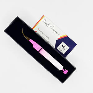 Pince à cils en acier inoxydable de marque privée avec embouts incurvés pointus pour les applications de beauté comme la greffe d'extension de cils - Product Image 1