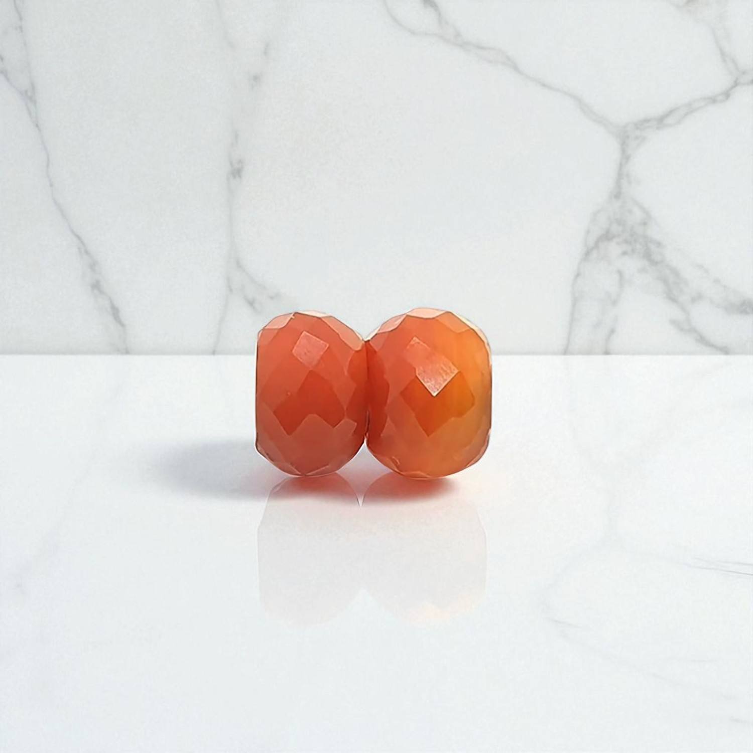 ลูกปัดโอนิกซ์สีแดงธรรมชาติ