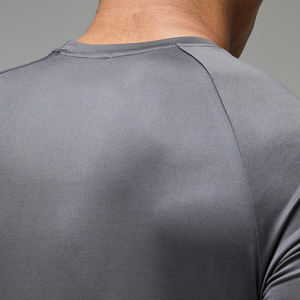 T-shirts de sport personnalisés de haute qualité avec logo, 100 % coton, coupe ajustée, respirants, col rond, manches courtes, motifs imprimés personnalisés, style vintage - Product Image 3