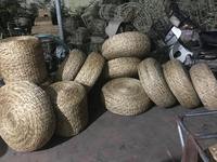 Pouf rond en paille tissée à la main, pouf en jonc de mer, vente en gros
