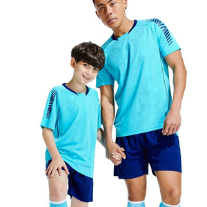 เสื้อฟุตบอลสำหรับผู้ชายชุดเตะฟุตบอลชุดฝึกซ้อมชุดเตะฟุตบอลแขนสั้น - Product Image 4