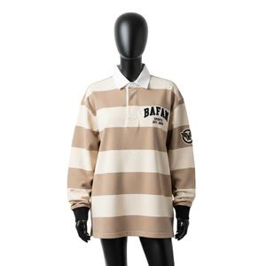 Camiseta de Rugby de Algodón Estilo Vintage para Mujer, Color Beige Crema, Cuello a Rayas, Logotipo Bordado con Parche, Camiseta de Rugby Personalizada para Mujer - Product Image 1