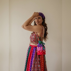 ชุดเลเฮนกาโชลีงานหนักสำหรับผู้หญิง งานแต่งงาน งานออกแบบอินเดีย ชุดออกงาน พร้อมส่ง ขายส่ง - Product Image 4