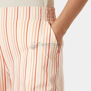 Shorts de sport décontractés pour femmes 2026, séchage rapide, tissu respirant et extensible, option de logo personnalisé, parfait pour le fitness, la salle de sport, le jogging, le yoga - Product Image 3