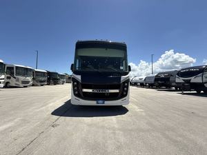 Se vende E-n-t-e-g-r-a C-o-a-c-h V-i-s-i-o-n 3-1-V usado del 2019. - Product Image 3