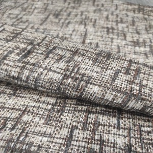 Tissu d'ameublement tissé à poils longs en polyester de haute qualité Jacquard Design motif teint en fil pour canapé et rembourrage - Product Image 4