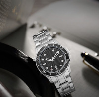 Offre Spéciale montre de plongée en acier inoxydable pour hommes, date, montre de sport étanche, design élégant classique pour l'extérieur et un usage quotidien