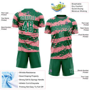 Uniformes de football fabriqués avec des tissus respirants de qualité, coupe authentique, panneaux résistants à la transpiration et bord athlétique - Product Image 2